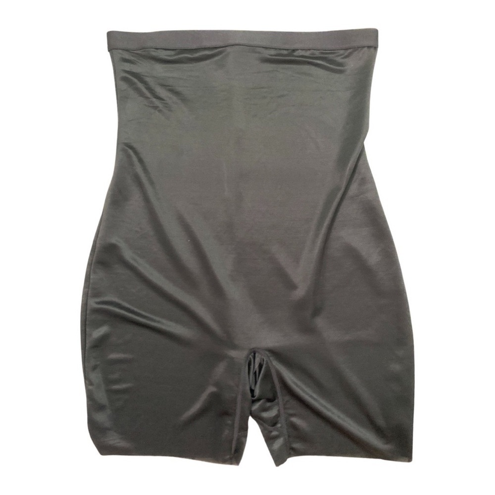 Skims Black BARELY THERE
HIGH-WAISTED SHORTIE Sheer Size XL - Picture 2 of 7
